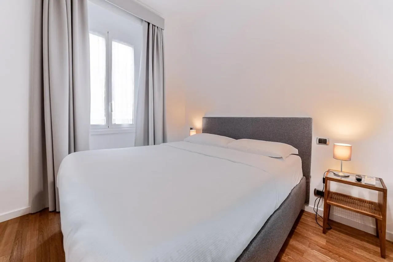 Ferienwohnung Saint Peter House Station Deluxe Rom 0*,