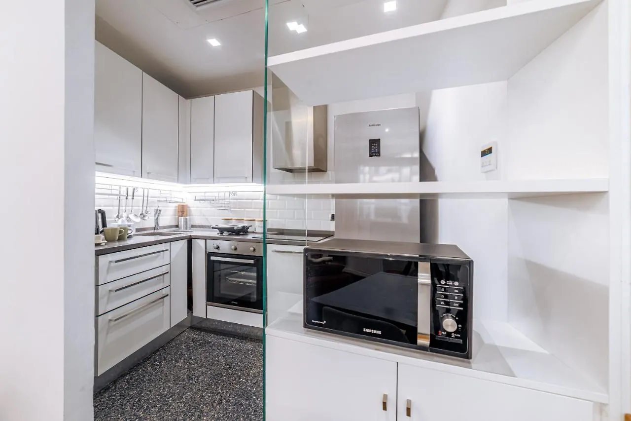 Saint Peter House Station Deluxe Apartment Rome Italy