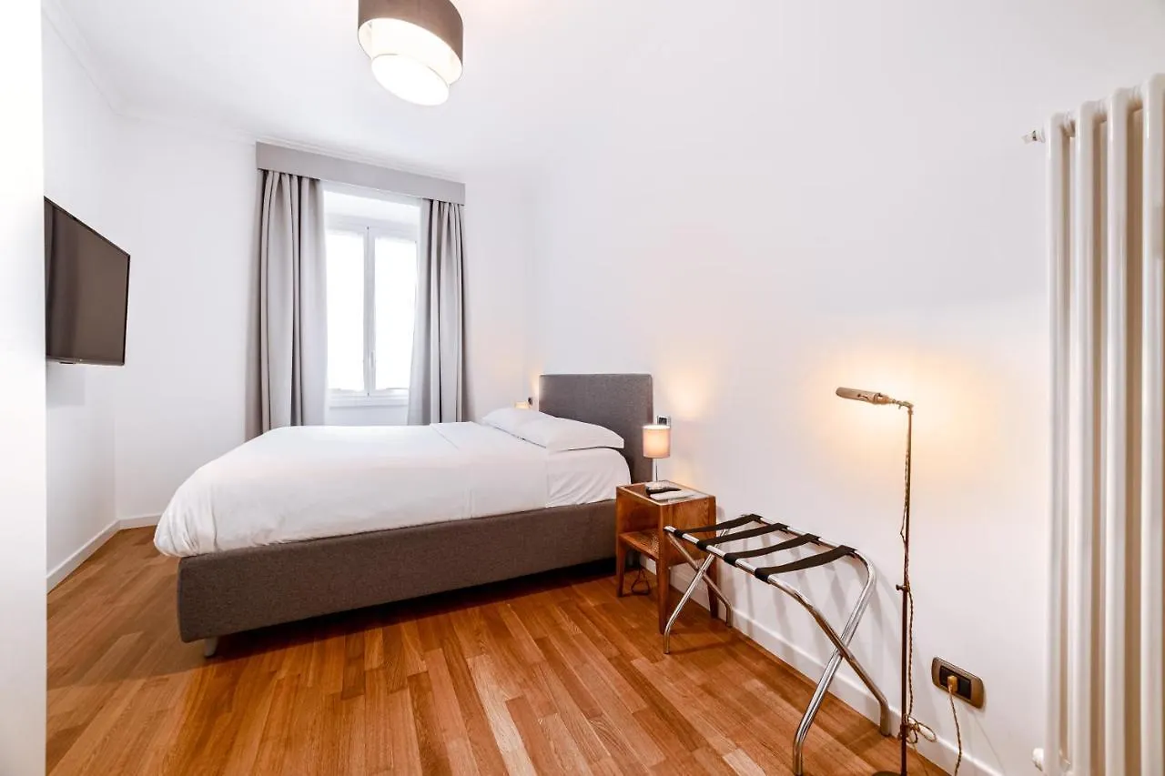 Saint Peter House Station Deluxe Apartment Rome
